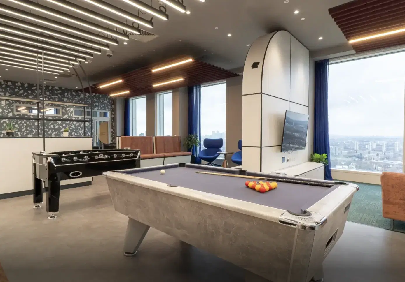 iQ Vega, London – Amenities