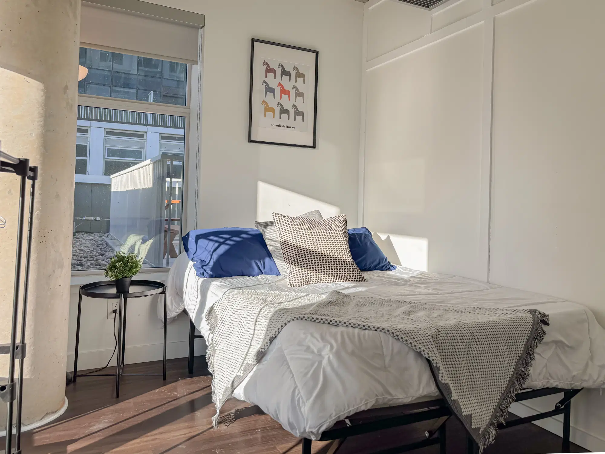 748 Bathurst St, Toronto – Unit 702 Flex (3 Bed 2 Bath)