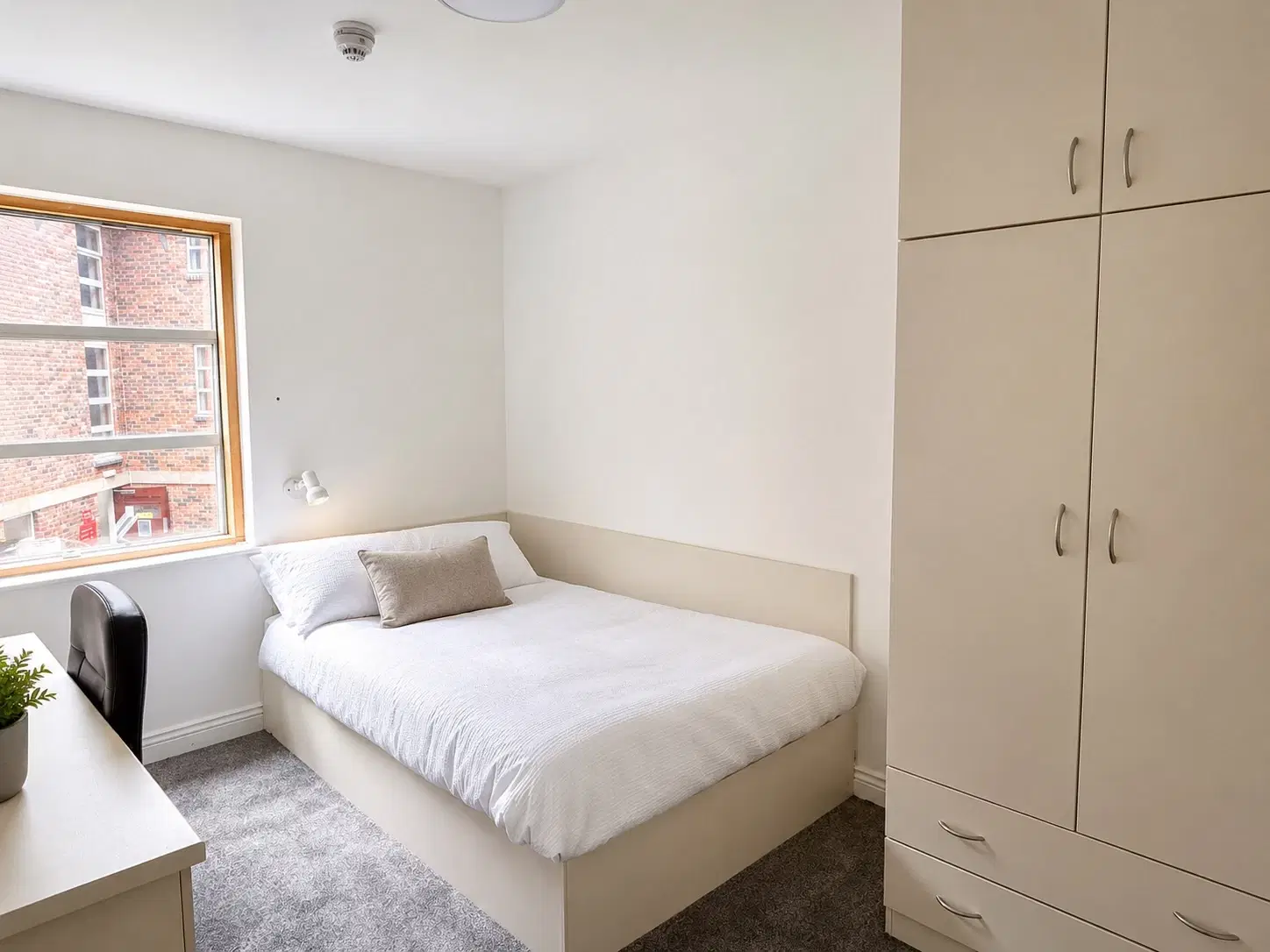 Truro Works, Sheffield – Premium Ensuite