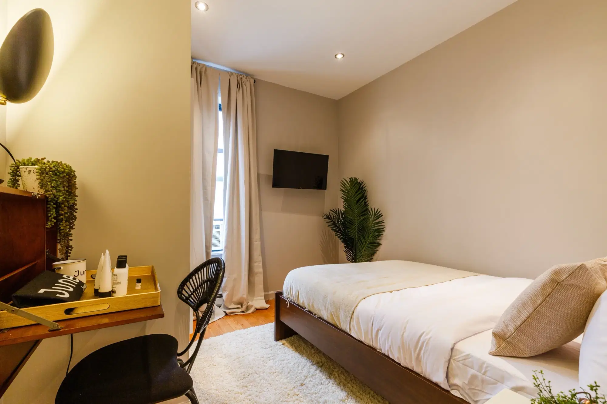 June Homes 10025, New York – #363B: Upper West Side