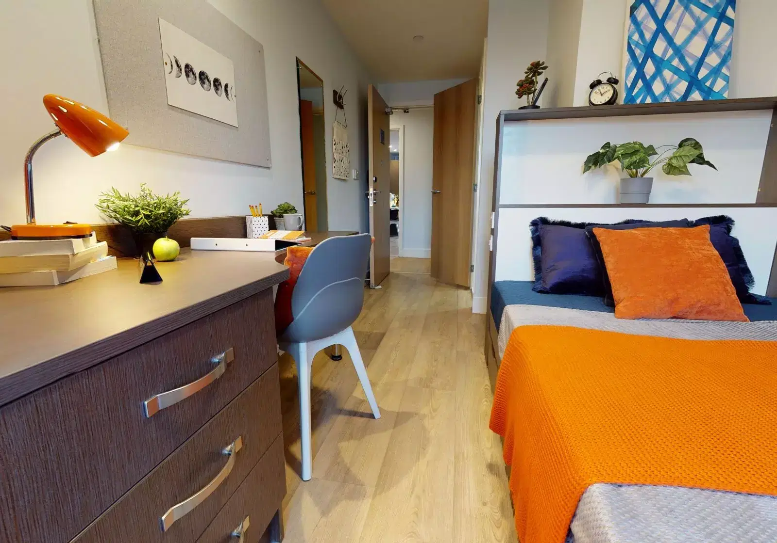 iQ Penworks House, Birmingham – Bronze En Suite Premium