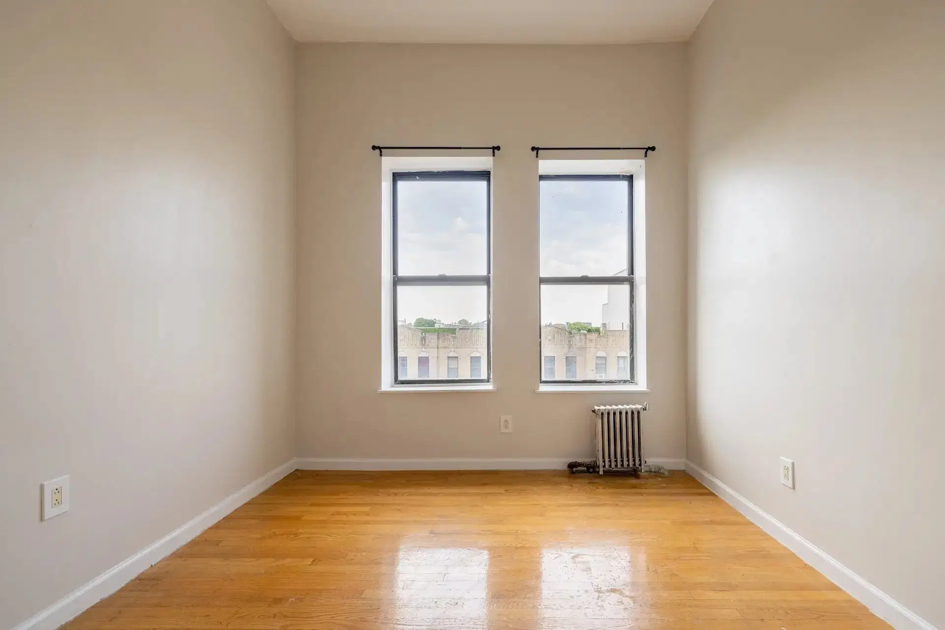 June Homes 11213, New York – #1327B: Crown Heights