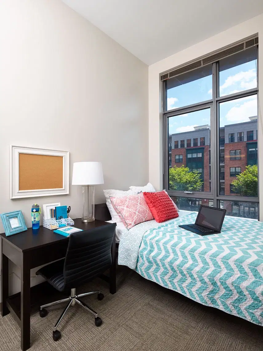Nine East 33rd, Baltimore – Studio