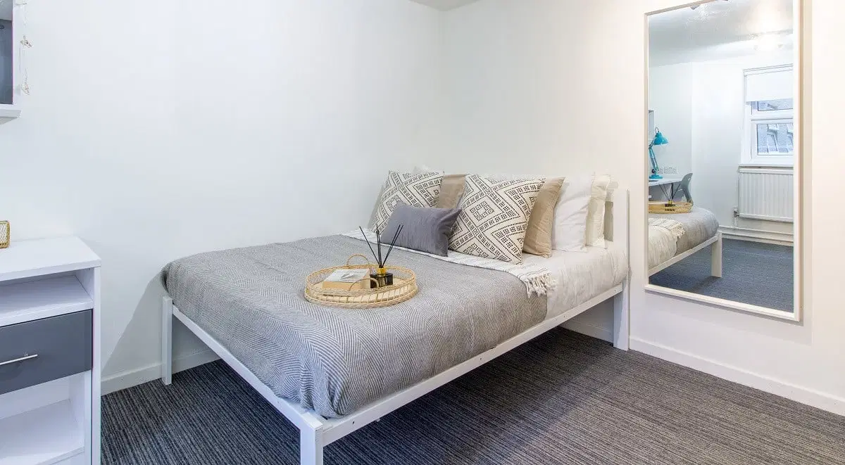 Green Wood Court, Southampton – Studio