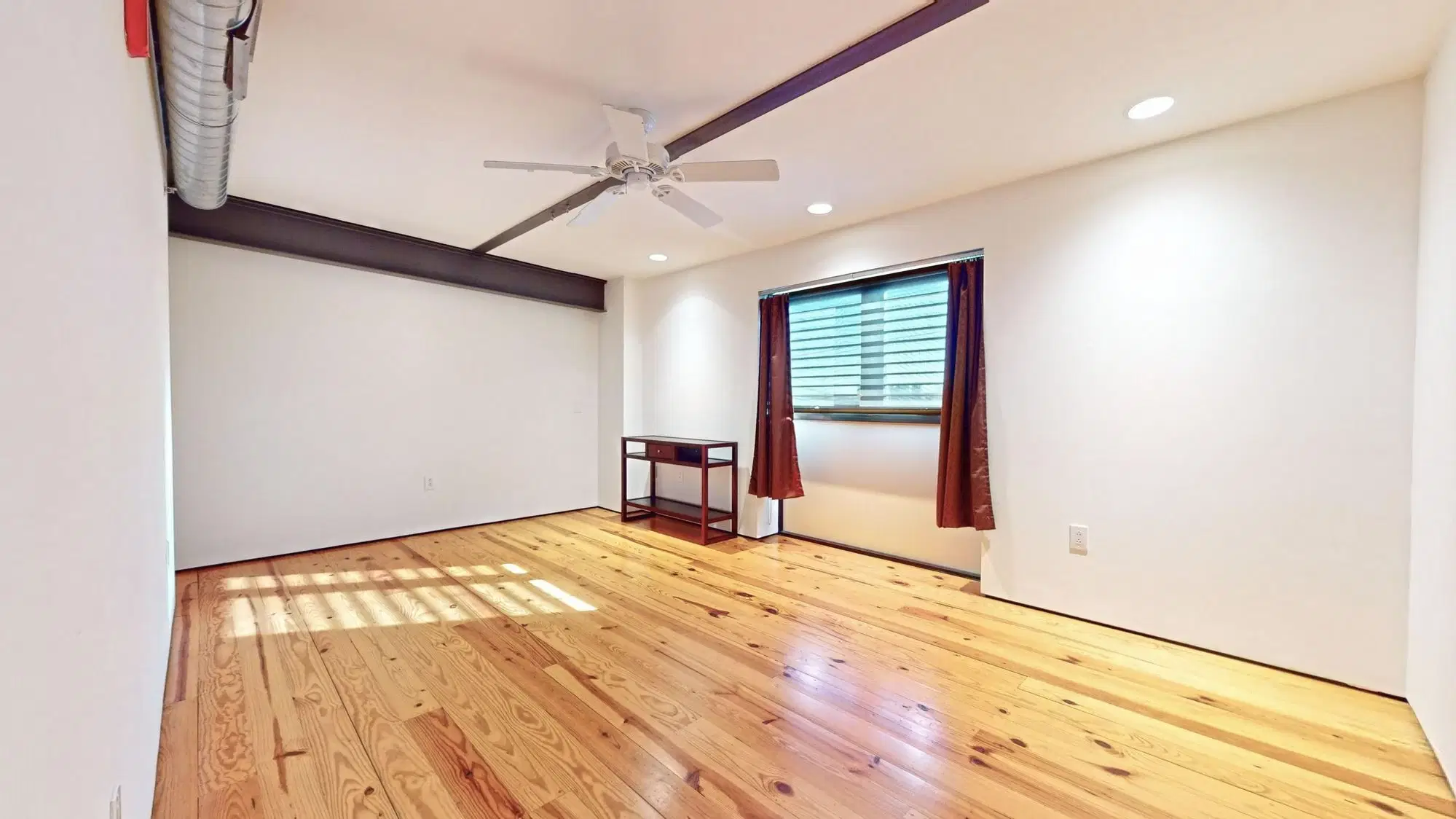 103 E Healey St, Champaign – 2 Bedroom 2.5 Bathroom