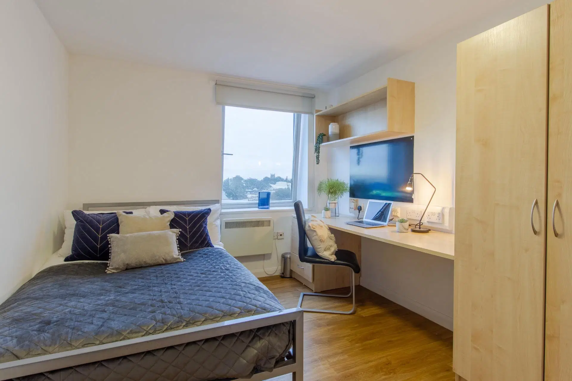 The Glasshouse, Nottingham – Bronze 6-7 Bed Room