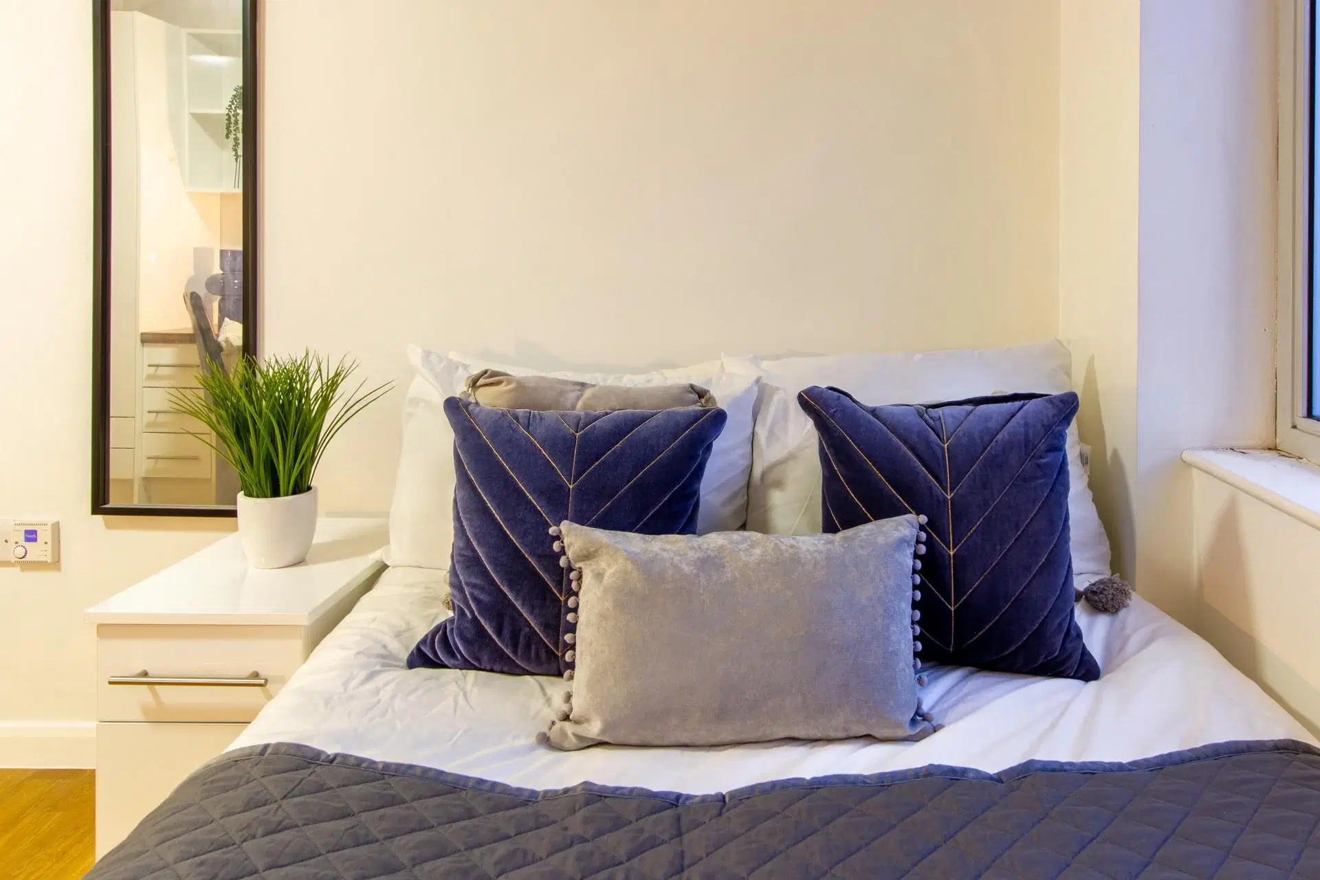 The Glasshouse, Nottingham – Silver Room in a Two Bed Flat