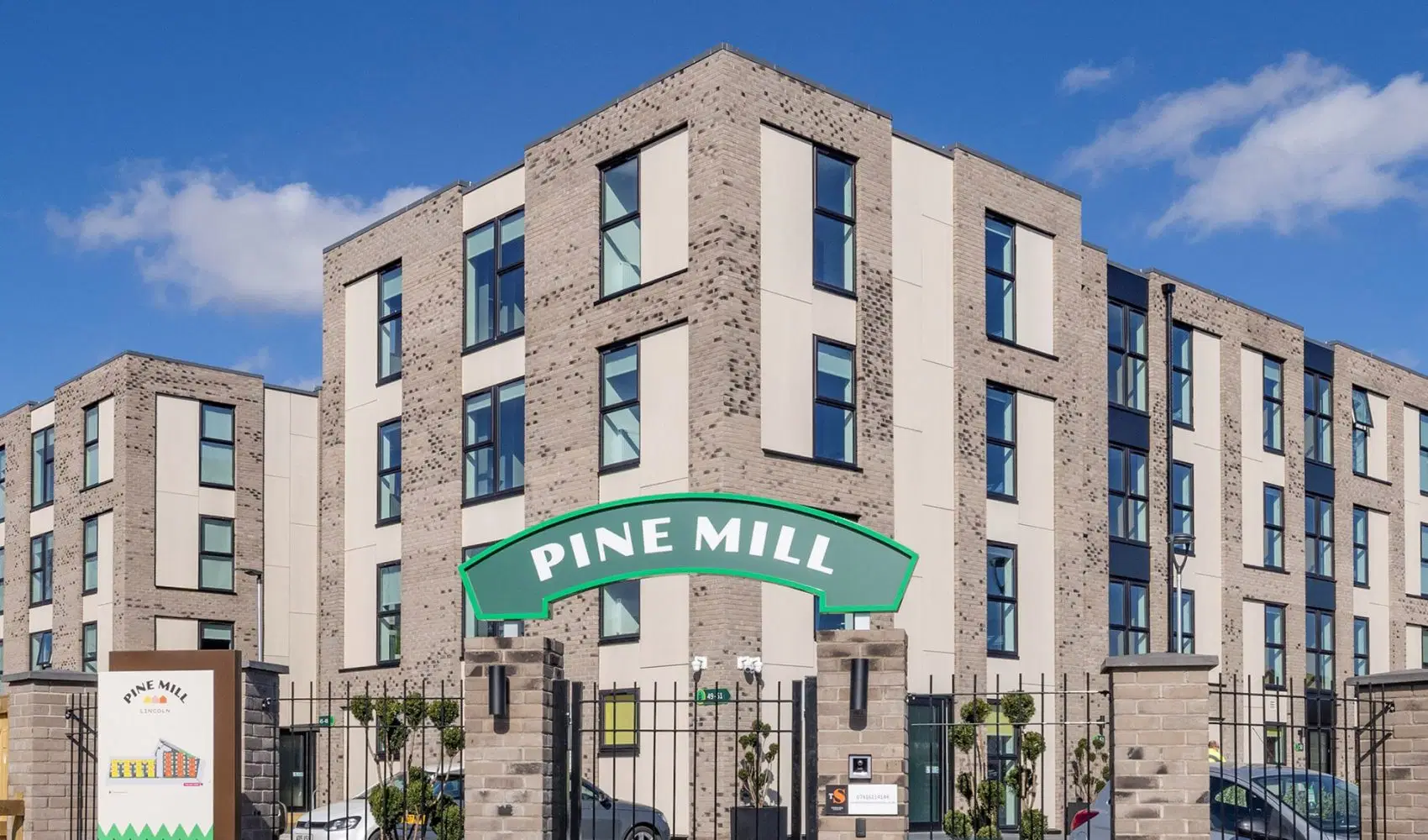 Pine Mill, Lincoln – Exterior