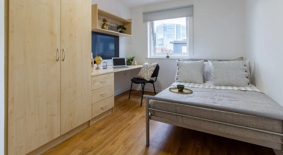 Canalside, Birmingham – Platinum 2 Bed Apartment