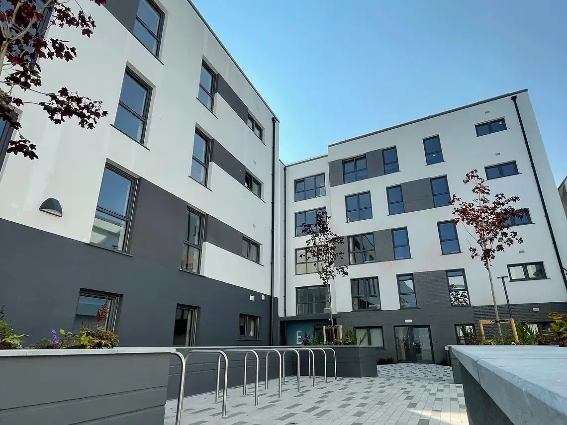 Yugo Melbourn Point, Cork – Exterior