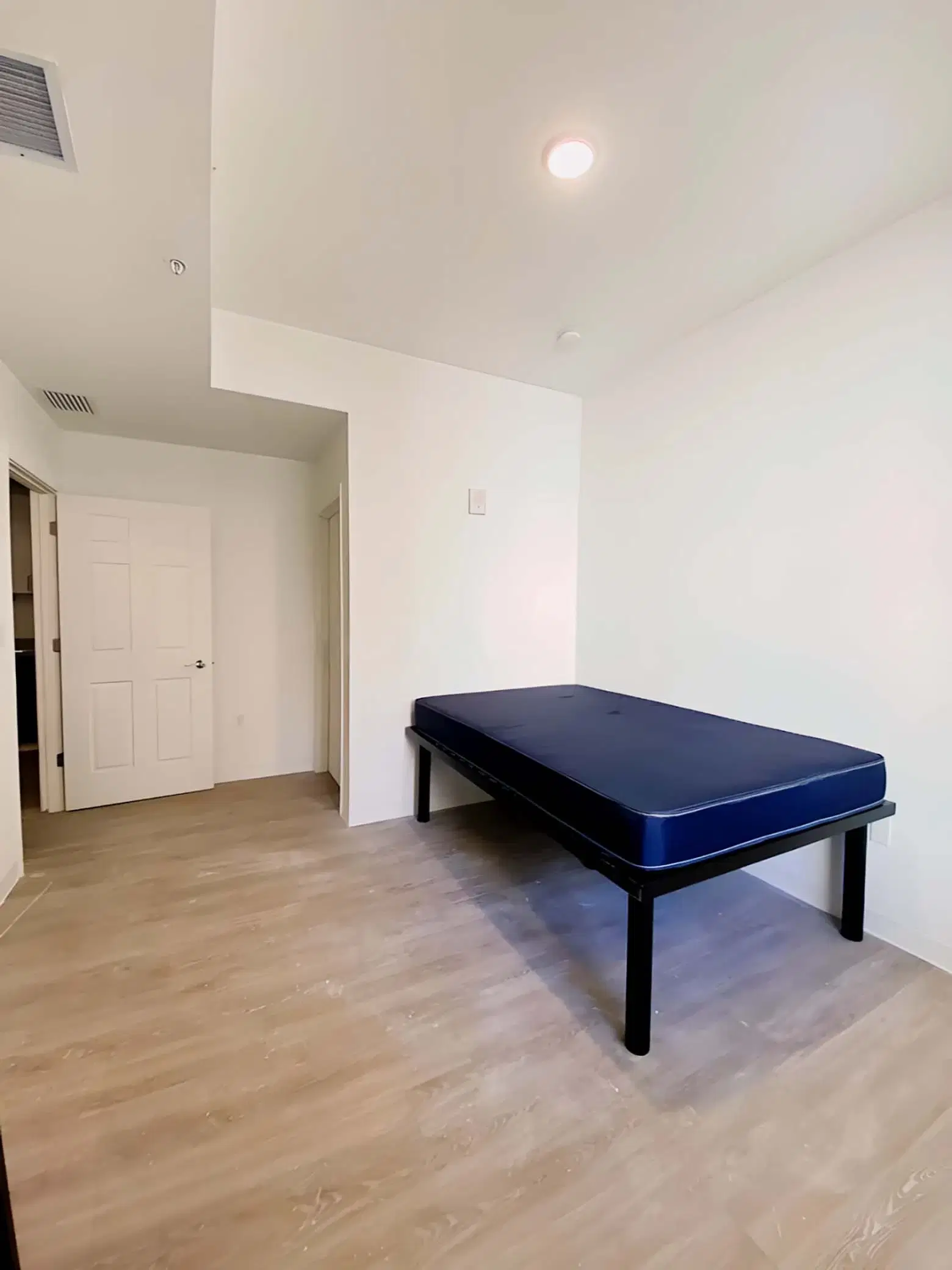 Midtown Apartments, Gainesville – Room in 4 Bedroom 4 Bathroom | D3