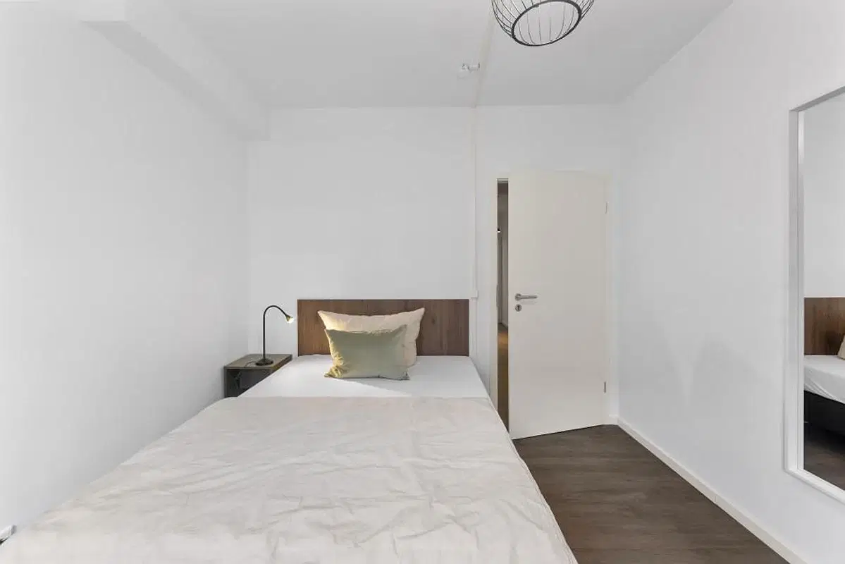 Friedrichstrasse 63, Berlin – Private Room (FR.52.2)