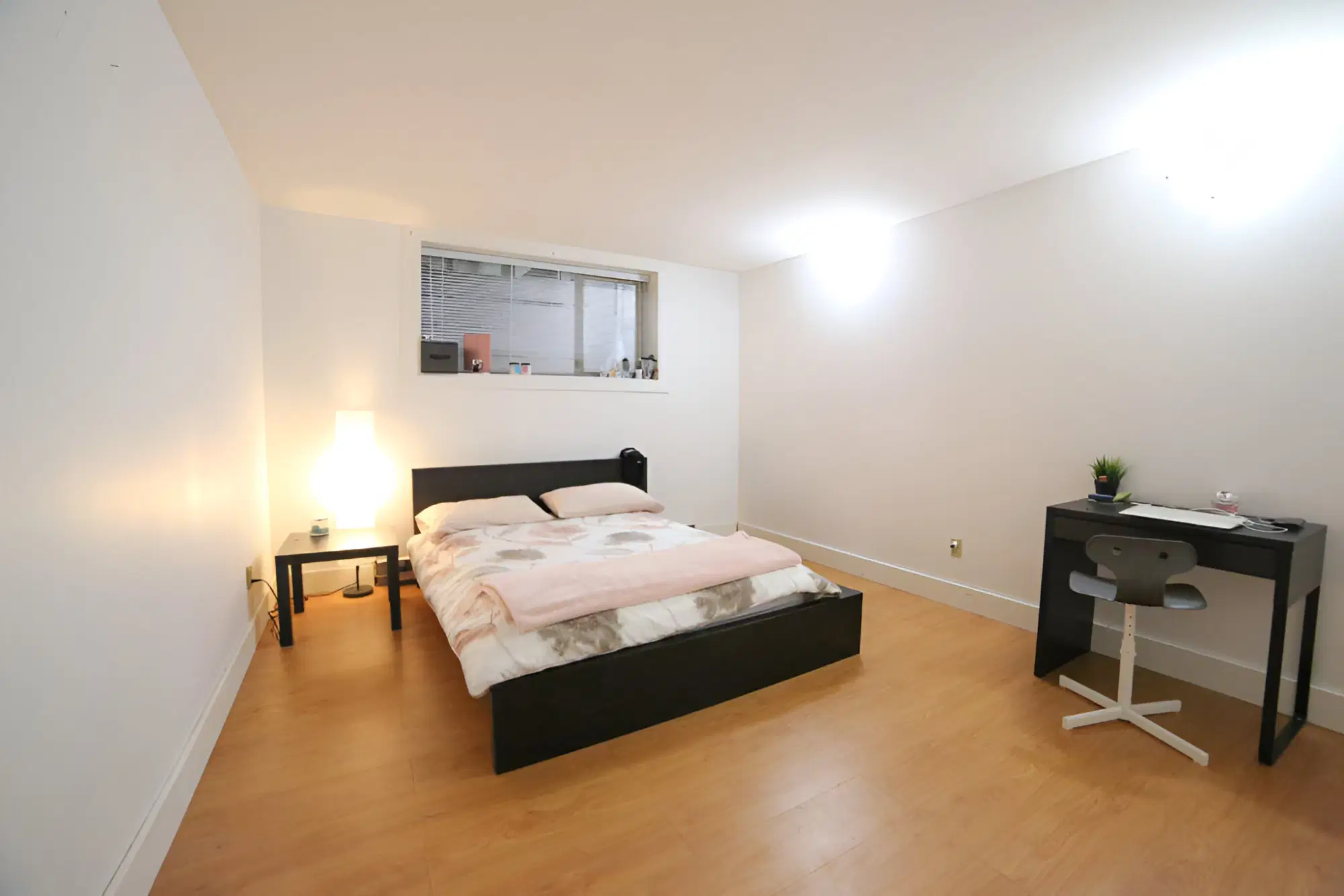 812 W 42nd Ave, Vancouver – Denver Room (1 Bed 1 Bath)