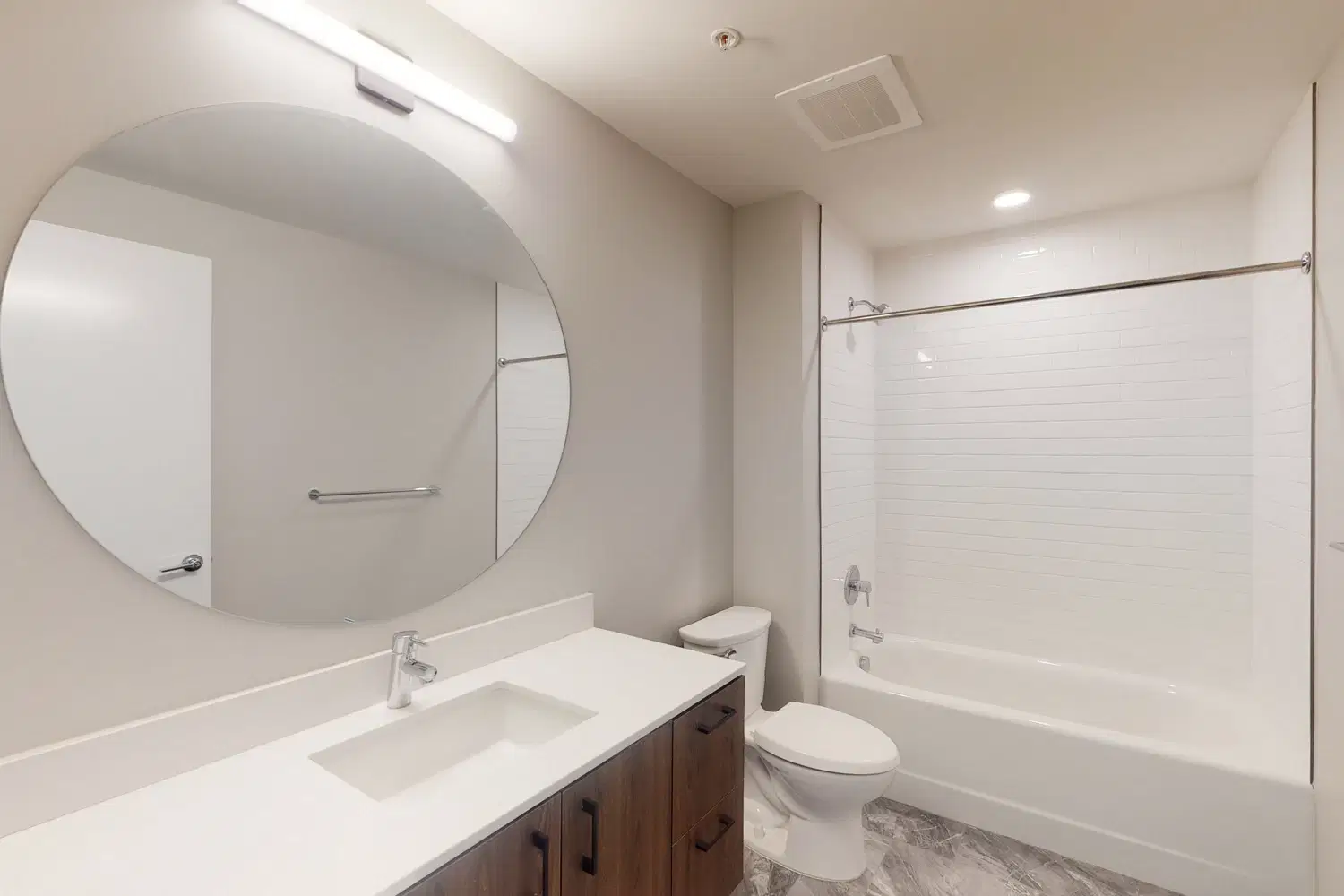 520 East, Kansas – 2 Bed 2 Bath