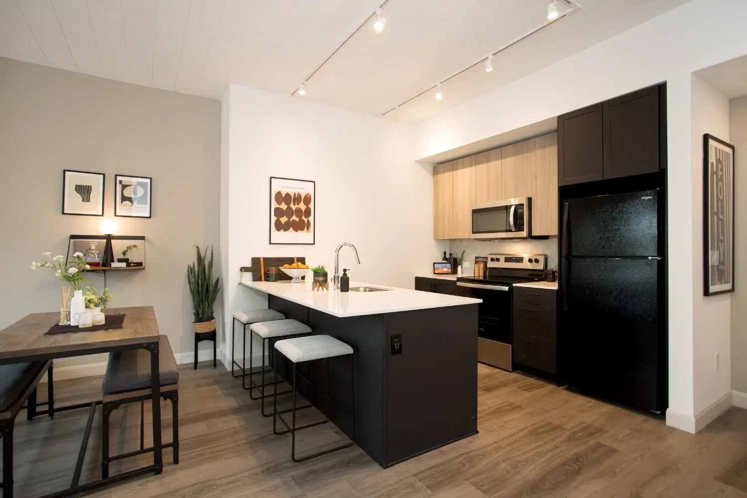 Westover At The Crosswalks, Kansas City – 2 Bed 2 Bath