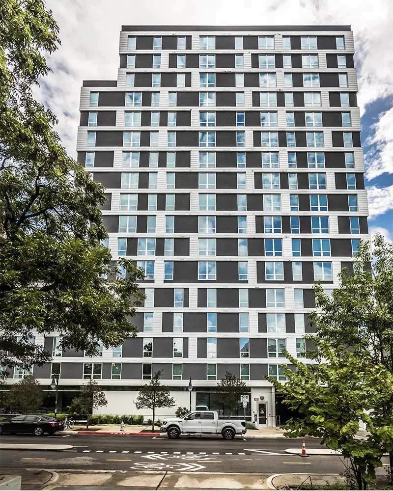 Signature 1909, Austin – Exterior