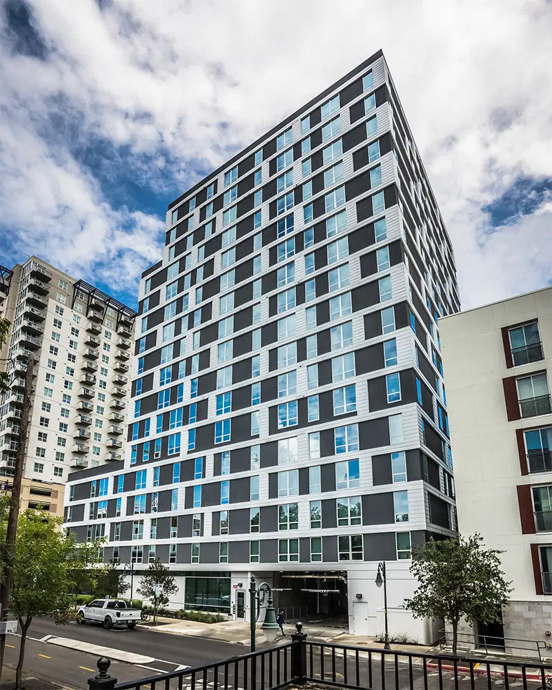 Signature 1909, Austin – Exterior