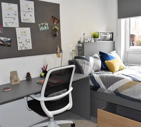 Queens Court, Leicester – Two Bed Apartment (Shared)