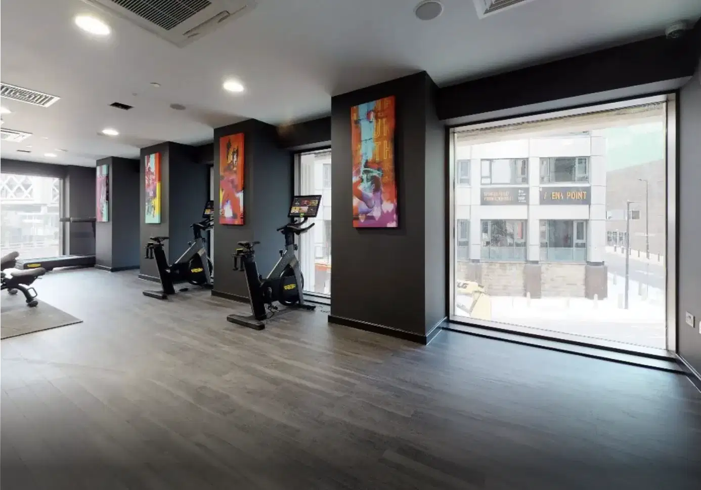 iQ Altus House, Leeds – Amenities