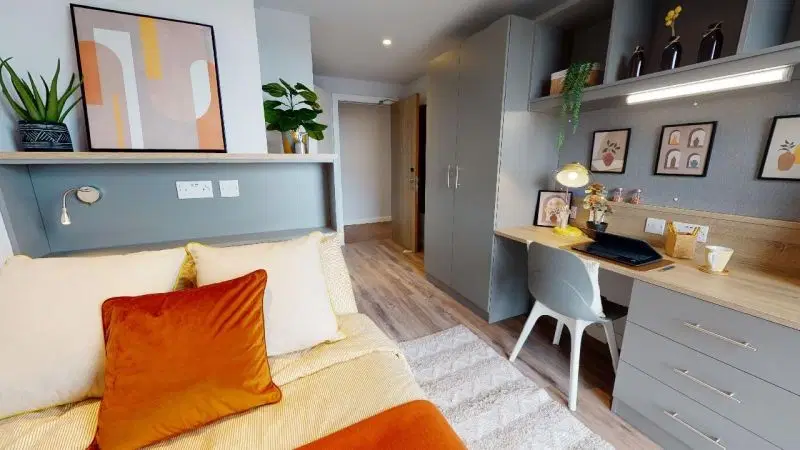 iQ Altus House, Leeds – Platinum En Suite
