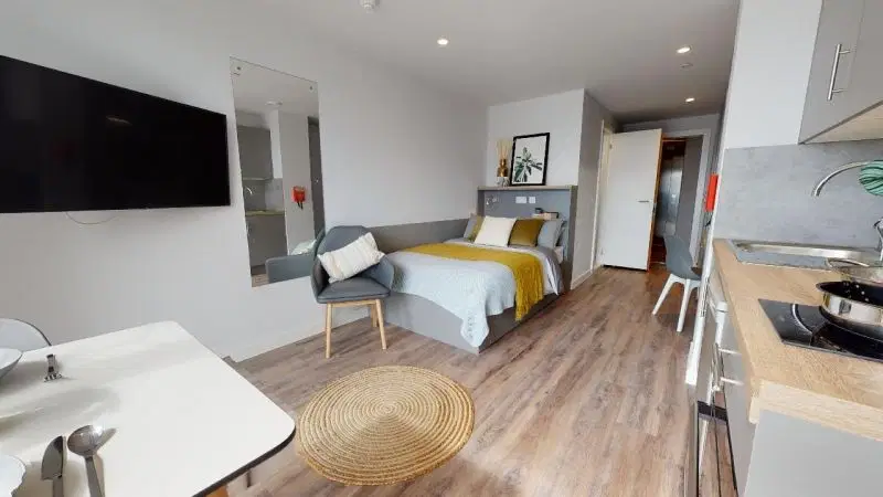 iQ Altus House, Leeds – Platinum Studio