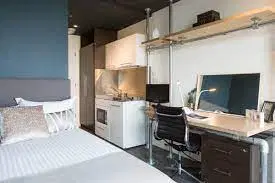GoBritanya Spitalfields Residence, London – Bronze Studio - Landmark View | Upper Level