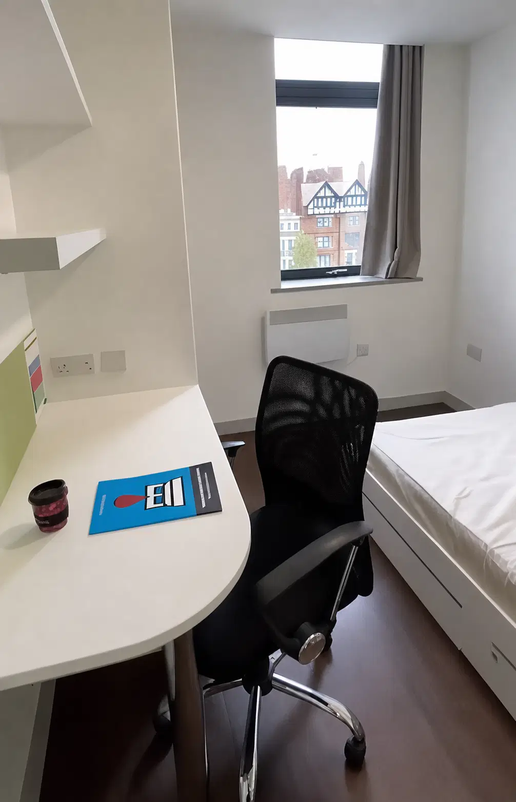 The Student Hideout Market Square, Nottingham – Ensuite Bedroom (8 Bed)