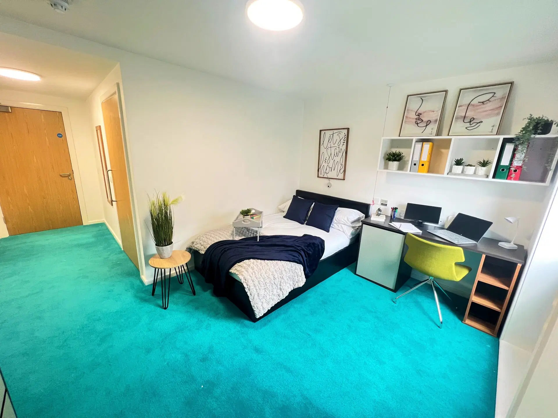 Nebula, Sheffield – Premier Wet Room Ensuite