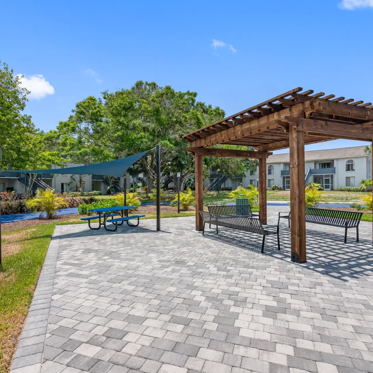 Osprey Pointe, St Petersburg – Exterior