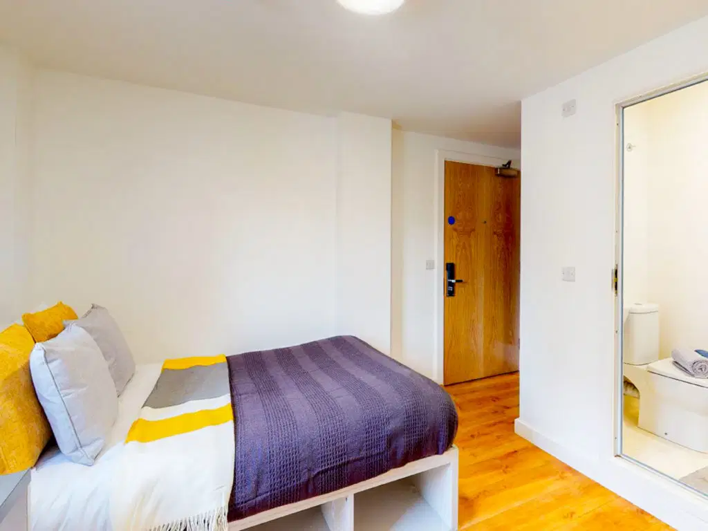 The Cube, Bolton – Classic En-Suite