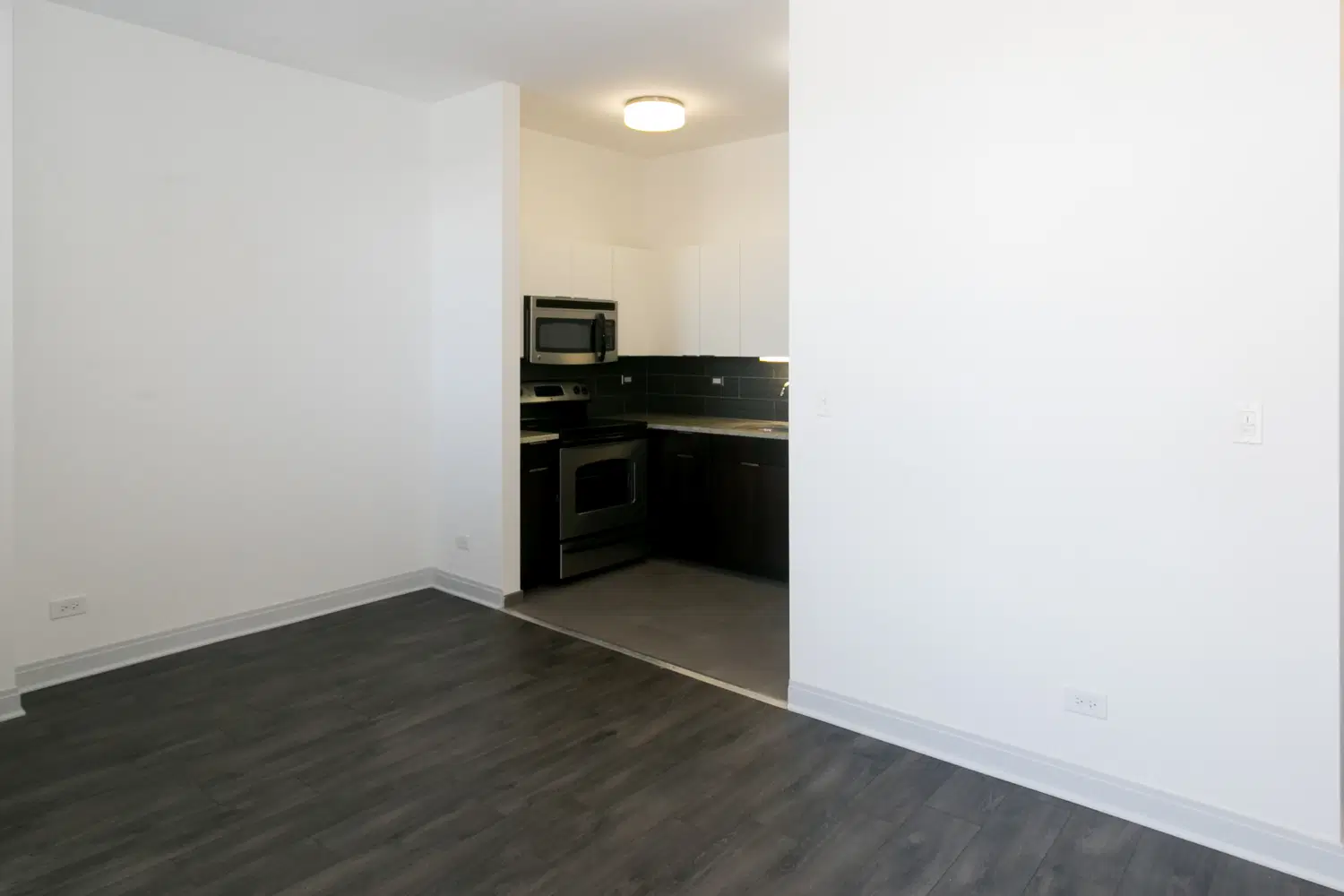 The Del Prado, Chicago – 1 Bed 1 Bath