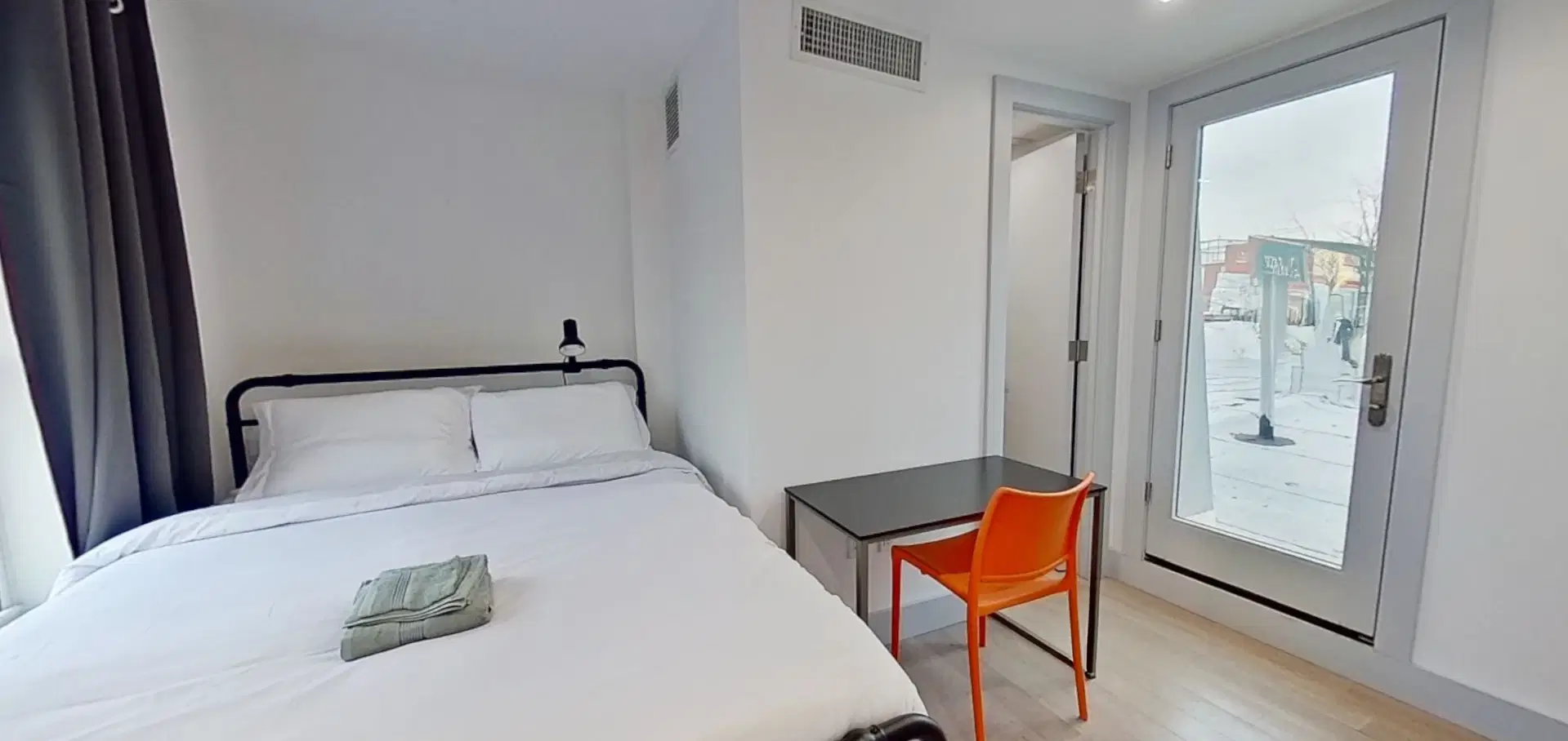 Agate Brooklyn Home, New York – Private Suite + Terrace