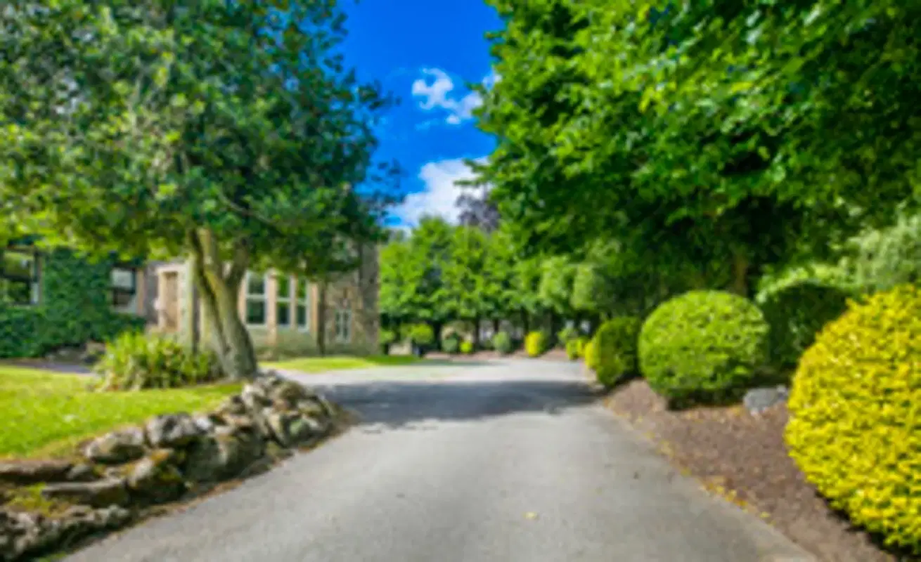 Fairfield Lodge, Sheffield – Exterior