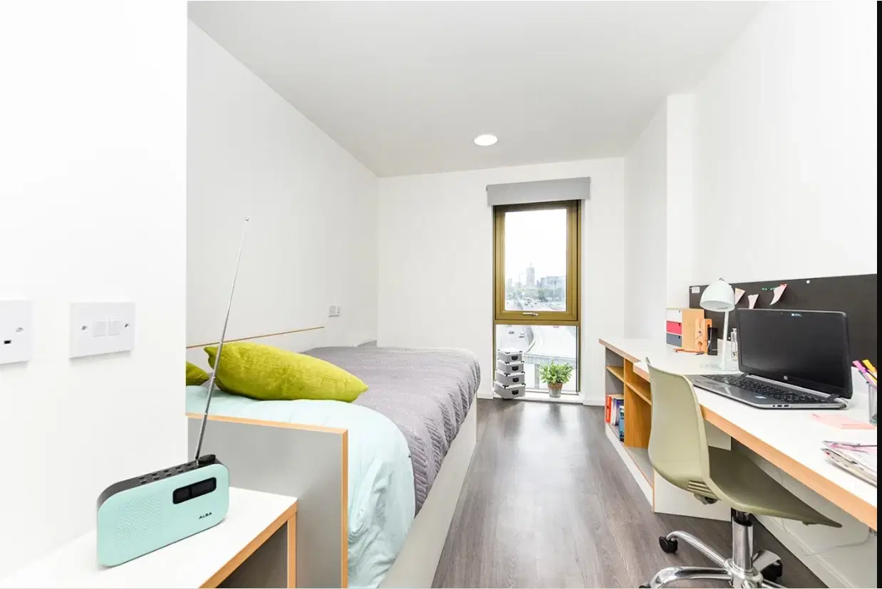 Byrom Point, Liverpool – Ensuite Classic