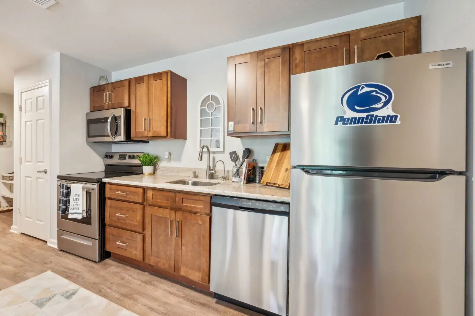 The View, State College – Kitchen