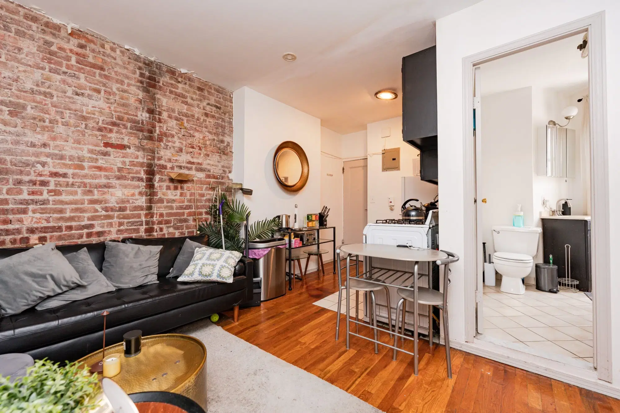 June Homes 10014, New York – Common Area