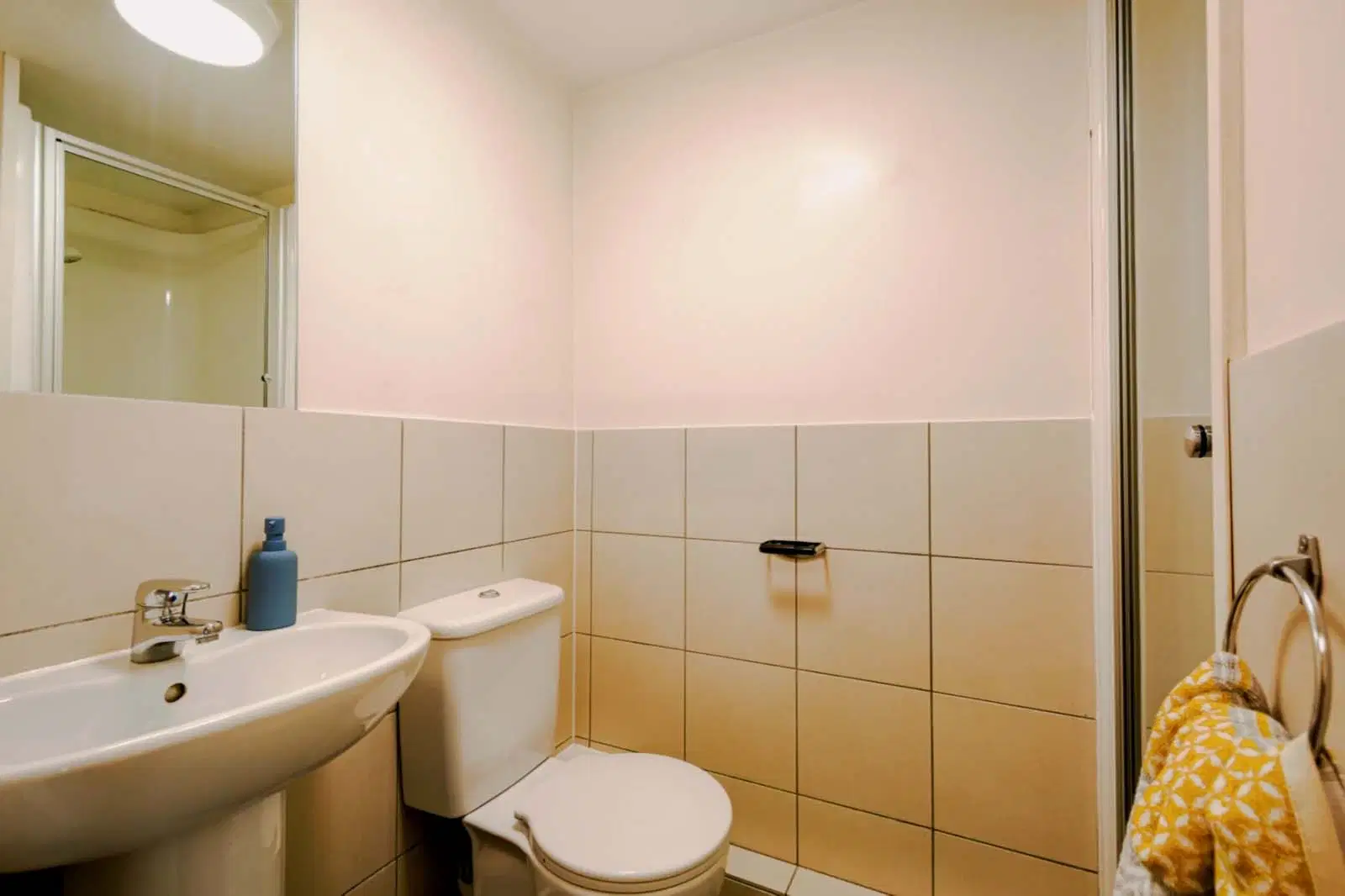 Triangle, Leeds – Bathroom