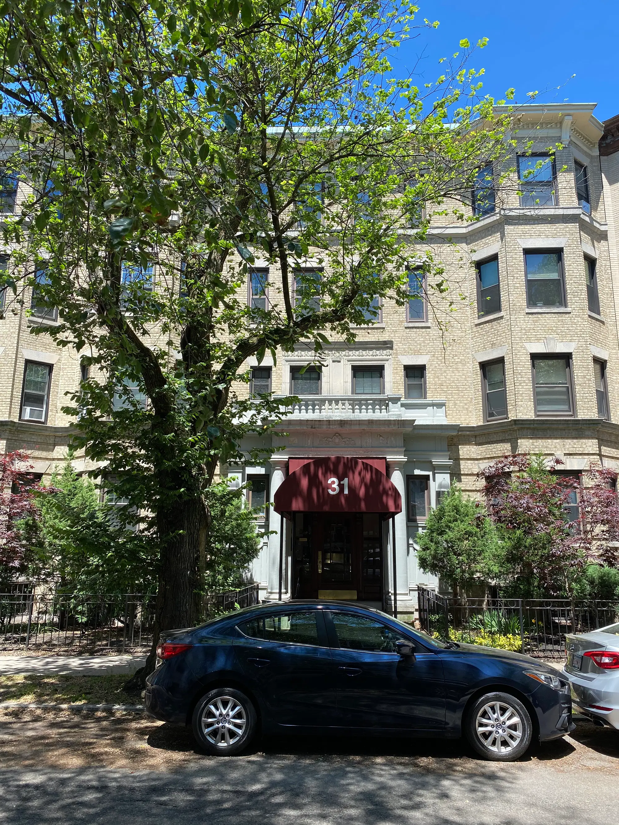 31 Queensberry Street, Boston – Exterior