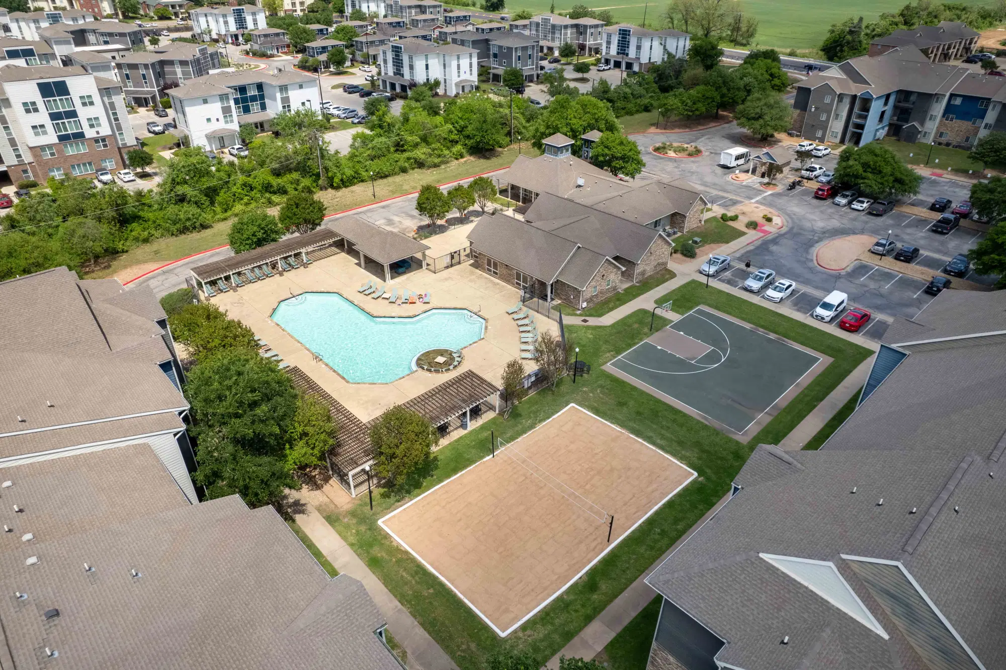 The Outpost, Waco – Exterior