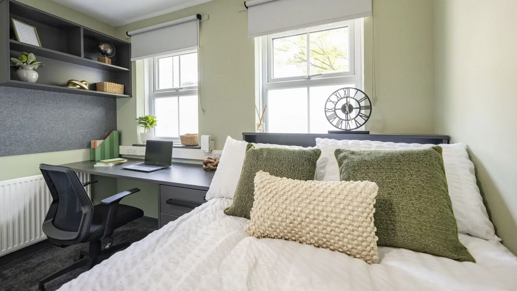 Dean House, London – Bedroom