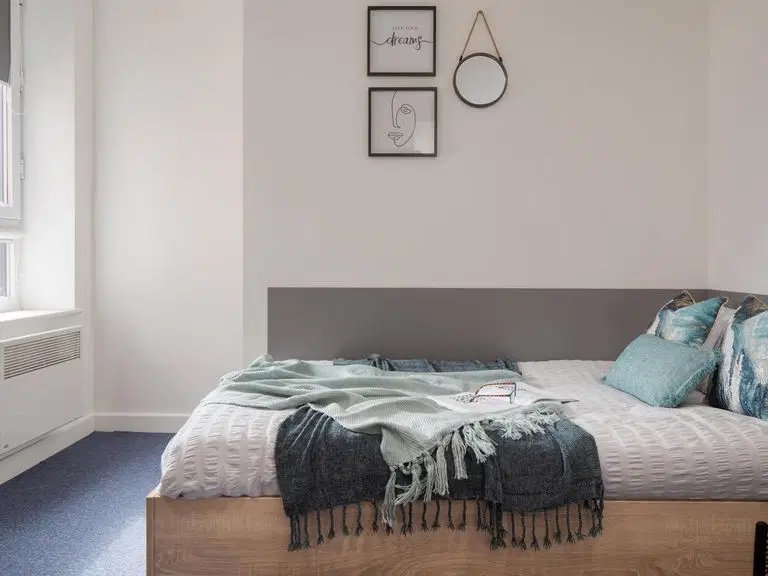 Globe Works, Birmingham – Deluxe Ensuite