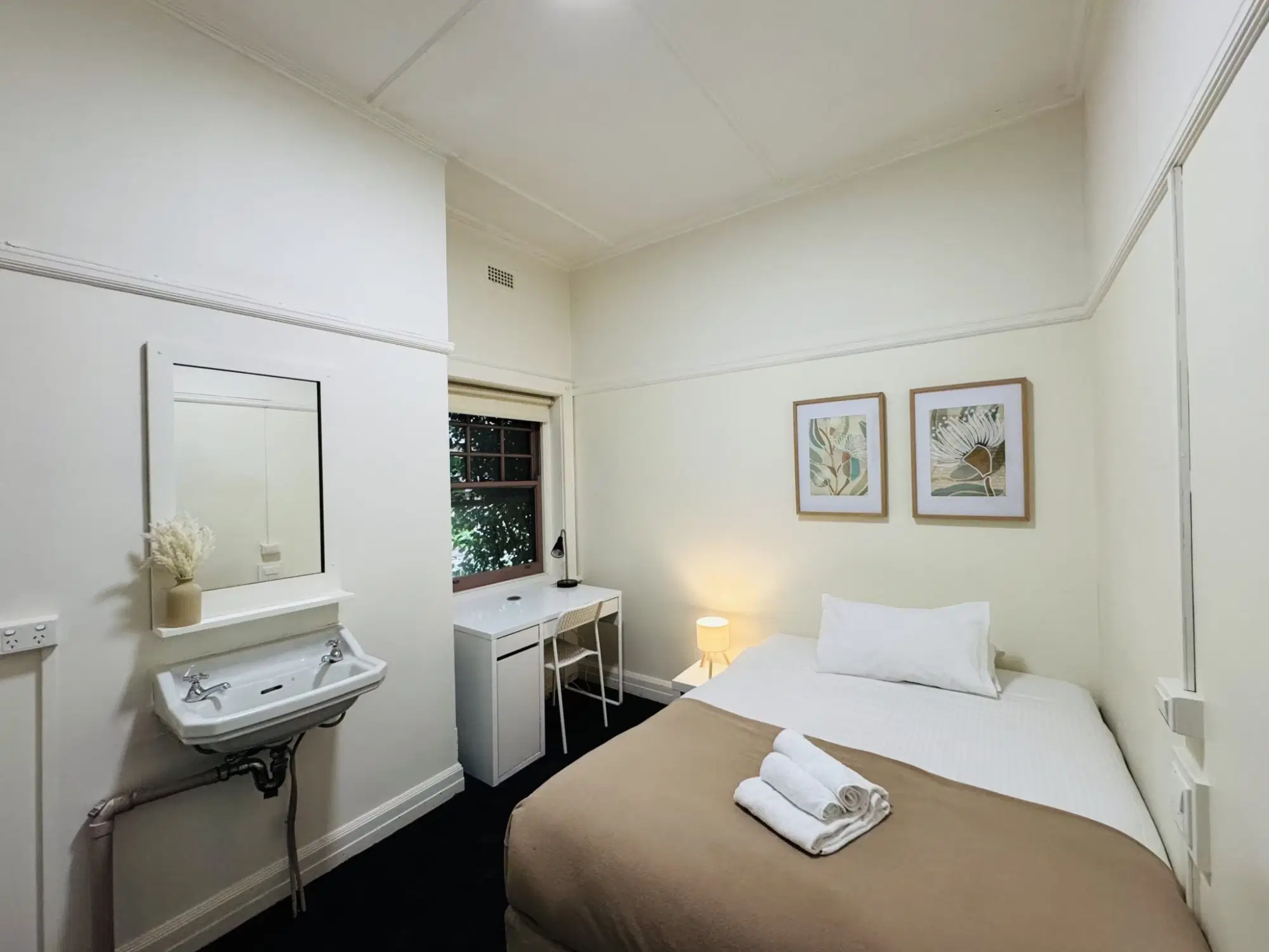 96 Barkly, Melbourne – Room 4 (Non Ensuite)