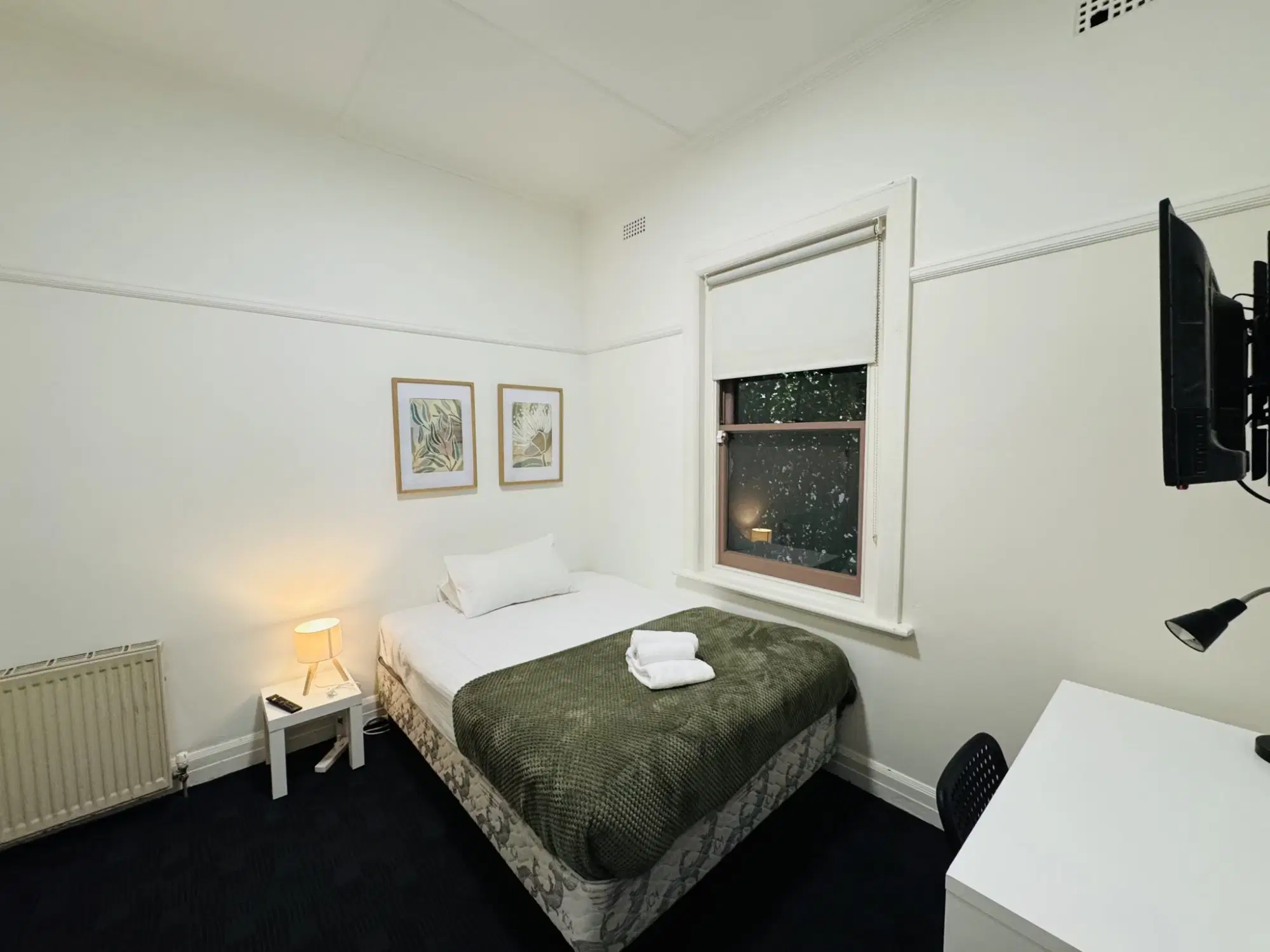 96 Barkly, Melbourne – Room 8 (Non Ensuite)