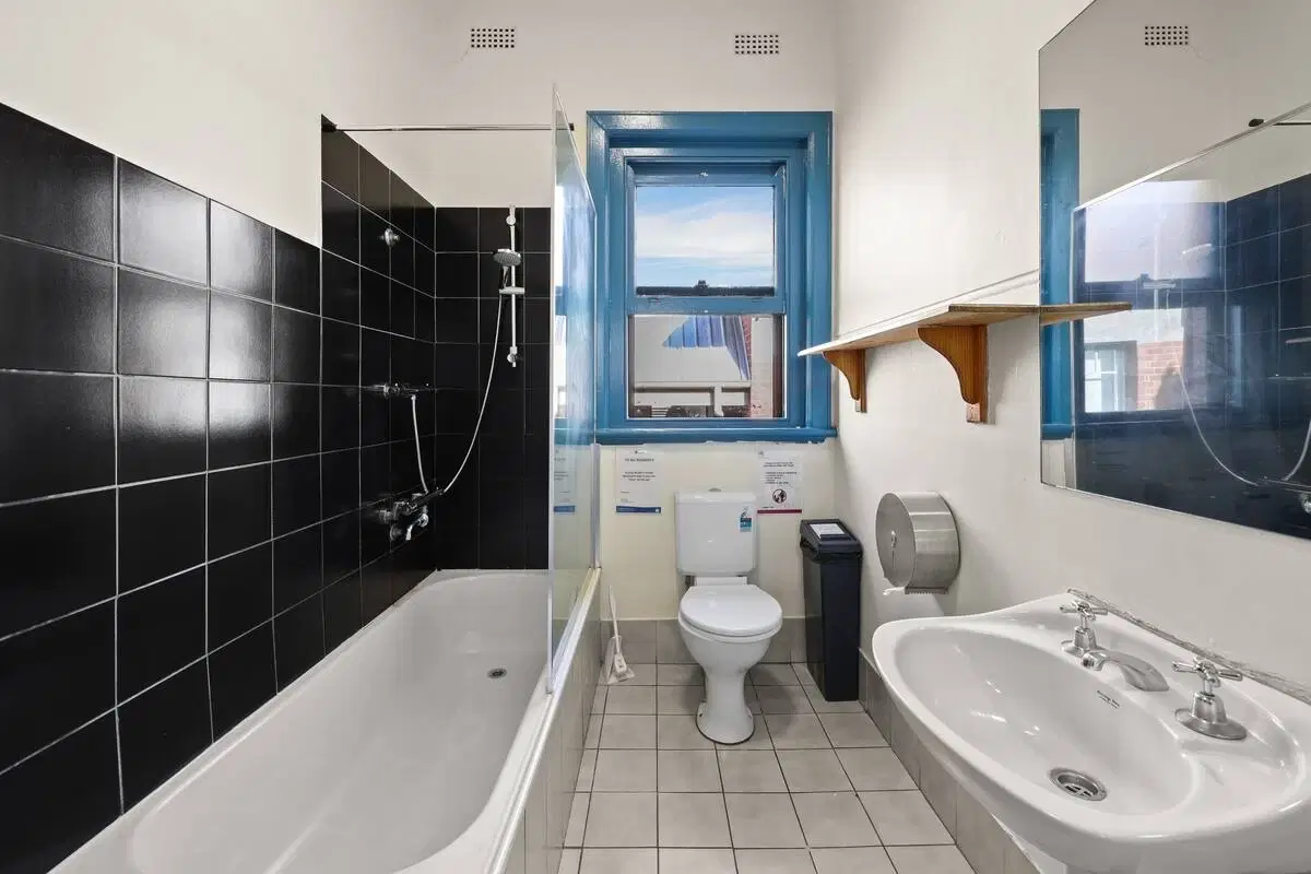 96 Barkly, Melbourne – Room 21 (Non Ensuite)
