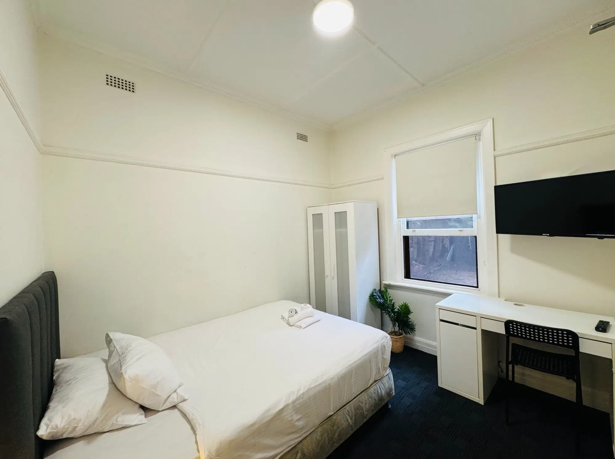 96 Barkly, Melbourne – Room 9 (Non Ensuite)