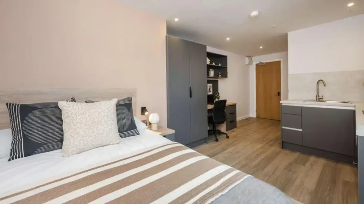 Headrow Court, Leeds – Standard Studio