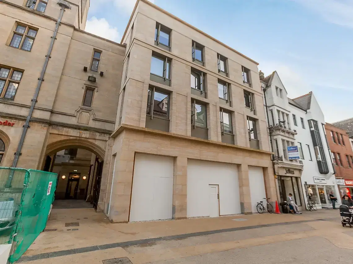 Carfax Quarter, Oxford – Exterior
