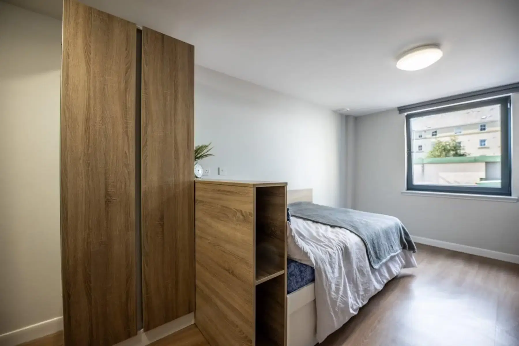 Haddington Place, Edinburgh – 5/6 Bed Superior Ensuite Accessible