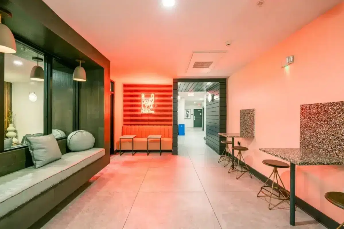21 Pearl, Austin – Common Area
