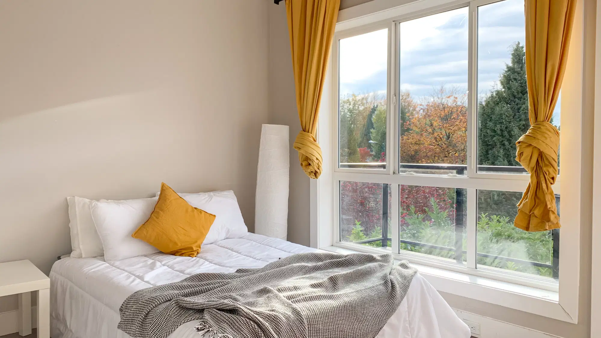 1369 East Broadway, Vancouver – Tepic Room (1 Bed 1 Bath)